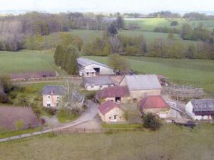 Gite-pompadour-correze-petite-brunie-la-petite-brunie-vue-du-ciel-1